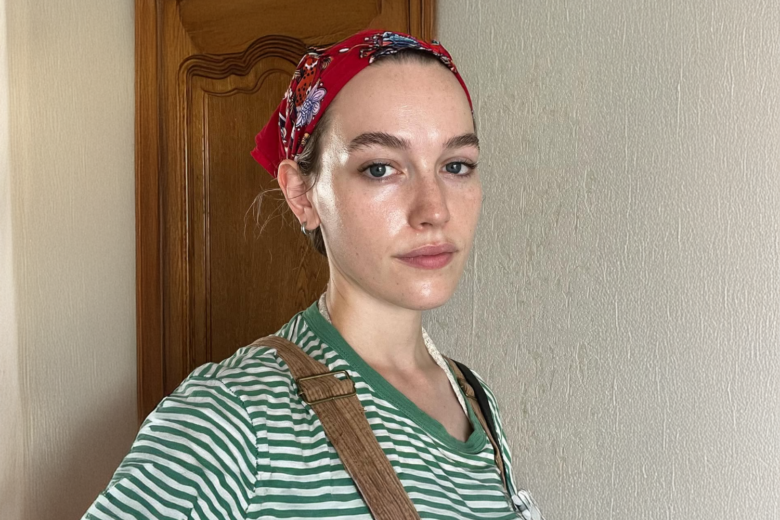 Victoria Pedretti (credit: Instagram)